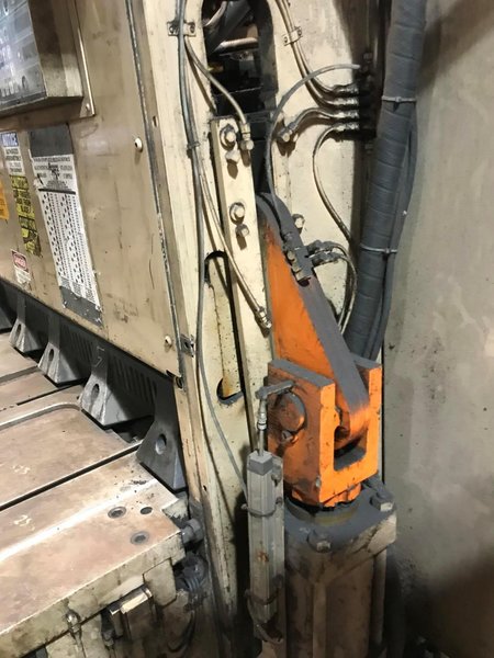 10' X 1/4" CINCINNATI 250HS HYDRAULIC SQUARING SHEAR. STOCK # 0417923