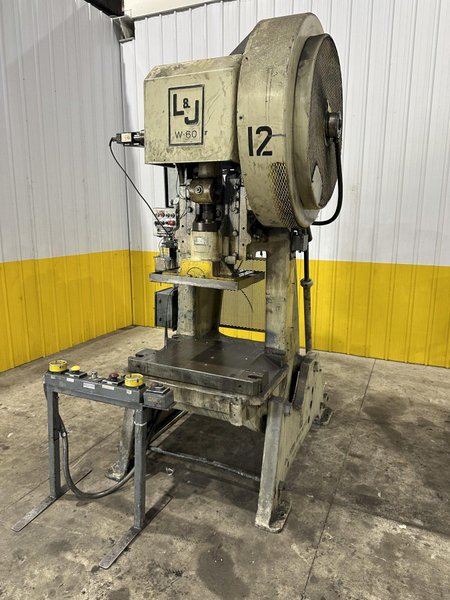 60 TON L&amp;J MODEL #W60 OBI STAMPING PRESS 6" STROKE: STOCK #23648