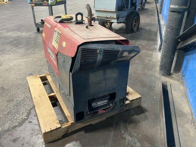 Lincoln Electric 225 Amps Welder - 225 Ranger