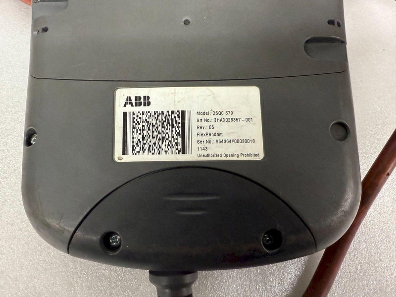 ABB 3HAC028357-001 DSQC 679 FlexPendant w/ 10m Pendant Cable USED – Tested