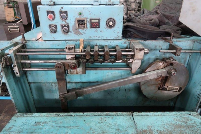 Lubow Model AR 250 Ring Roller