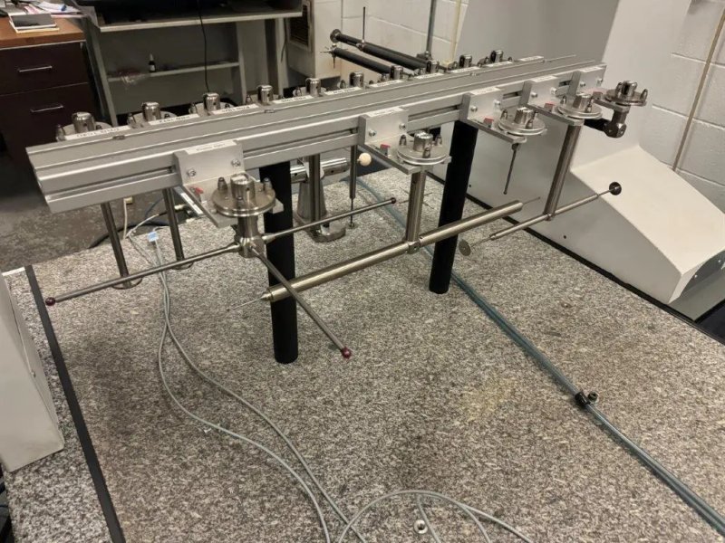 2013 Hexagon Leitz Reference 30.9.7 | Coordinate Measuring Machines