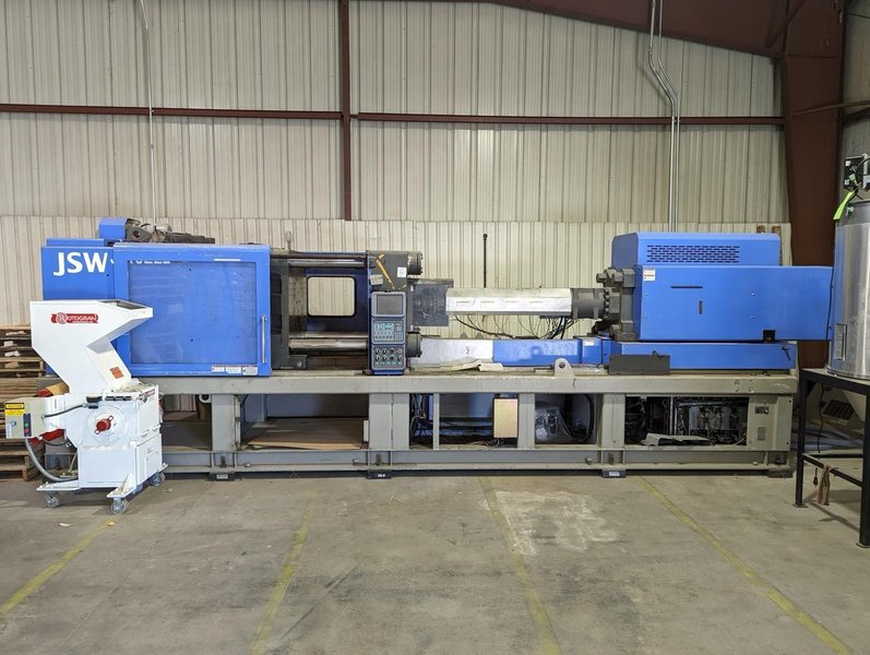 310 Ton 24.7 Oz JSW J310ELII Injection Molding Machine, 2000