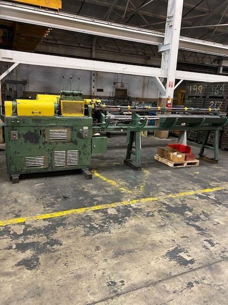 3/8" Lewis Model 8CV Wire Straightener and Cutoff Machine
