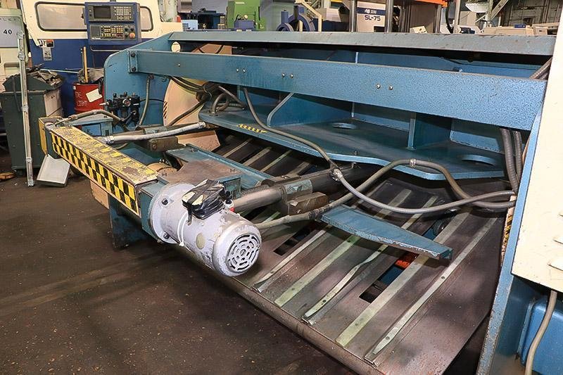 1/4" x 6' AMADA MECHANICAL SHEAR MODEL M-2060