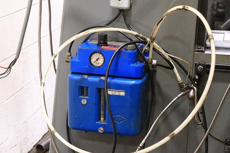 BRIDGEPORT VERTICAL MILLING MACHINE, MODEL SERIES I