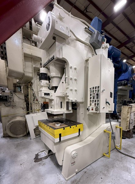 110 ton Komatsu OBS Used Single Crank Gap Frame Mechanical Metal Stamping Press For Sale, Can be seen under power!