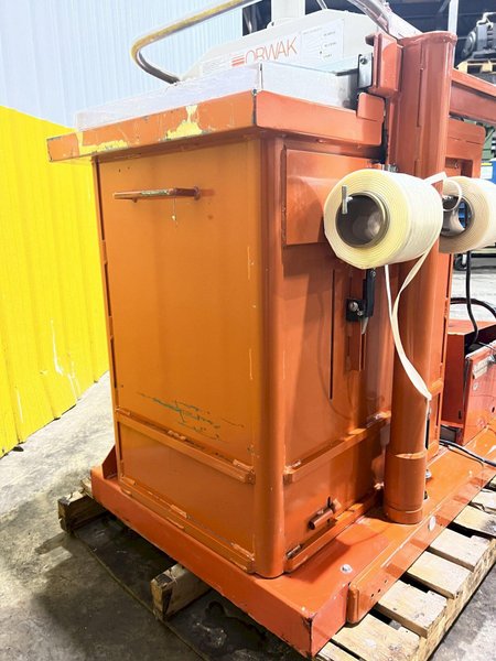 20" X 20" X 28" ORWAK  MODEL #5031-E HYDRAULIC VERTICAL COMPACTOR / BALER: STOCK #16758