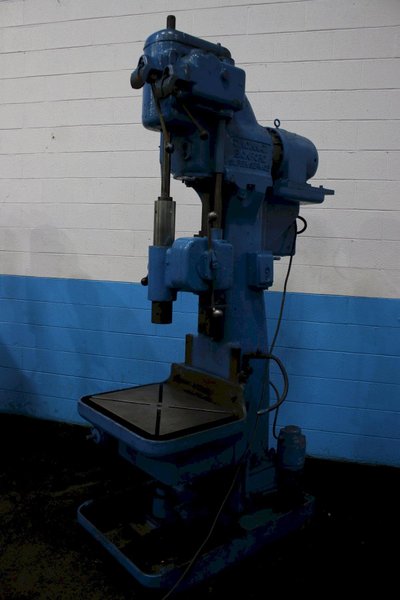 24" CINCINNATI SINGLE SPINDLE DRILL: STOCK #75249