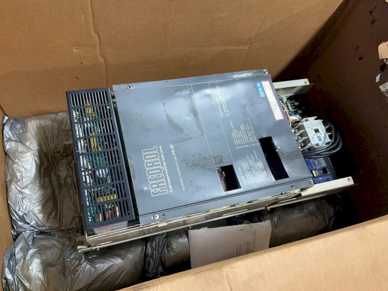 Mitsubishi Electric Co. Freqrol Ac Spindle Controller - Fr-sf-2-22k-bcg