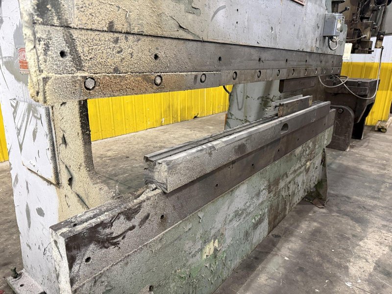 55 TON X 8' CHICAGO DREIS &amp; KRUMP MODEL #68B MECHANICAL PRESS BRAKE D&amp;K : YOBRO 26148
