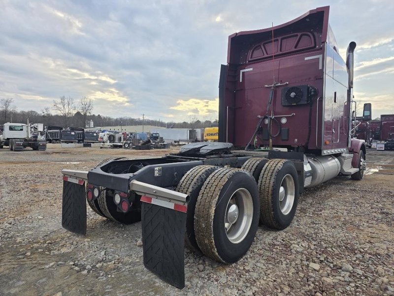 2022 Peterbilt 567 804176