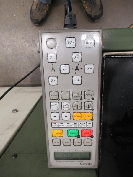Makino Edge2-A16MA CNC Sinker EDM, MGF-30 Control, 16 ATC, C-Axis, 30 Amp, MA Head- Auction Item