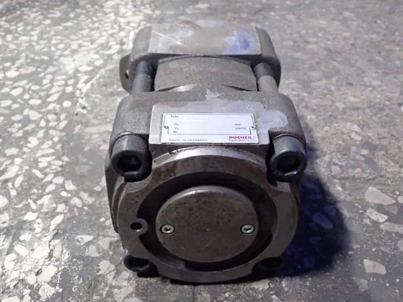 Bucher Hydraulics 320 Bar Internal Gear Pump - Qx43-032r367