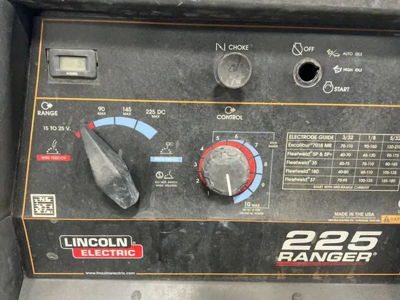 Lincoln Electric 225 Amps Welder - 225 Ranger