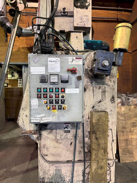 5 CU FT METFIN STEEL BELT ROTARY TUMBLE SHOT BLAST MACHINE w/ LOADER HOPPER: YOBRO #26451