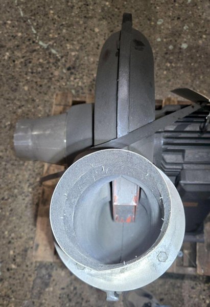 WUXI GUOSHUN FAN FACTORY 5-32 2900RPM 1780CU M/H CENTRIFUGAL BLOWER USED