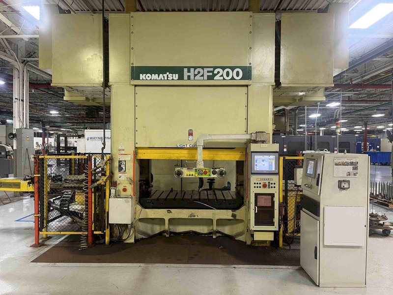 200 ton Komatsu Metal Stamping Servo Press Model H2F200, Year 2003!