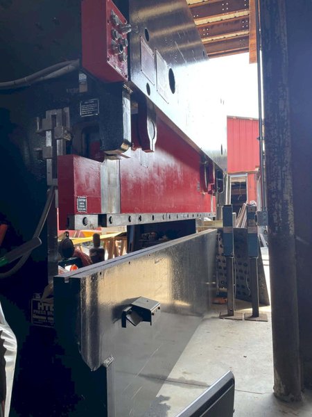 200 Ton x 12′ 200-12H HTC Hydraulic Press Brake, 1980
