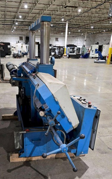 KNUTH ABS 450 B HORIZONTAL BANDSAW USED