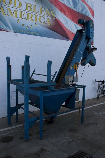 8" WIDE DAVIS INCLINED CHIP CONVEYOR: STOCK #76349