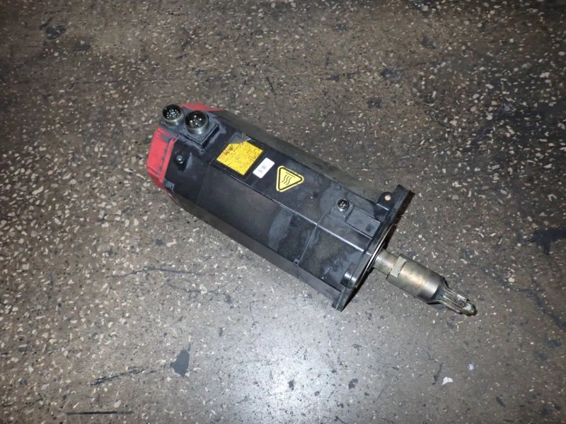 Fanuc  3.8 Kw  Servo Motor  - Am30/3000 / A06b-0166-b675#00