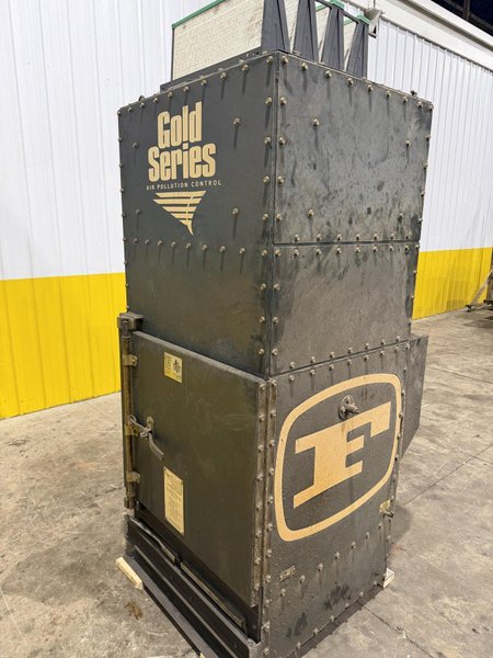 3,000 CFM FARR CAMFILL MODEL #GSM4 DUST COLLECTOR 2011 : YOBRO #24726