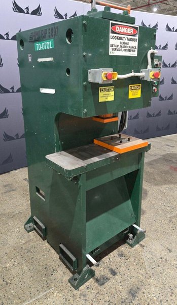HMI PJP 5807 Hydraulic Press USED