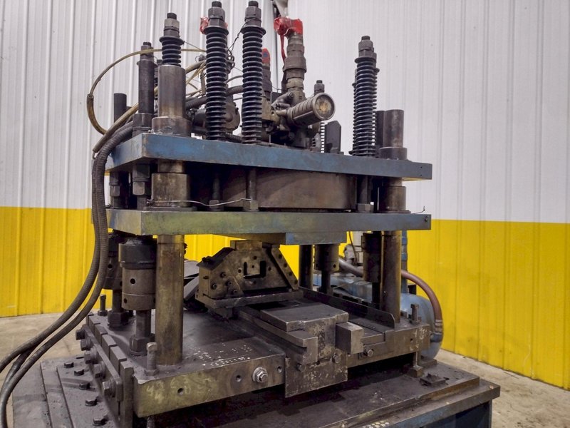 20 TON AIRAM PNEUMATIC 4 POST CUTOFF PRESS: YOBRO #24842