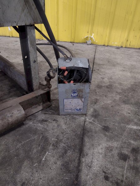 1,000 LBS BOWERS MODEL #1000-6 WELDING POSITIONER: YOBRO #24778