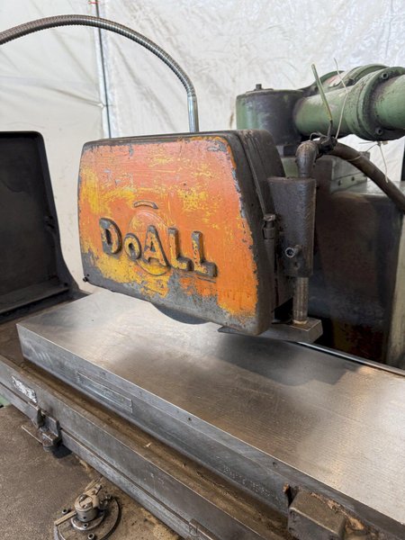 10" X 30" DOALL MODEL HL-1030 HYDRAULIC SURFACE GRINDER. STOCK # 1111525.