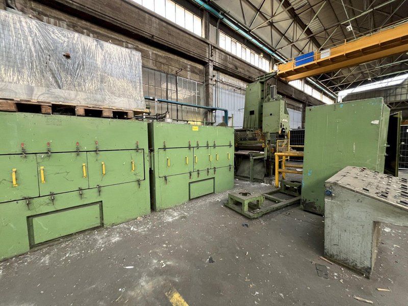 PICKLING LINE WITH REVERSING 4HI SKIN PASS MILL