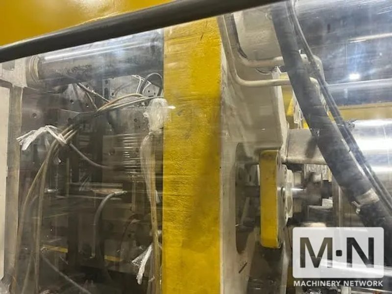 610 TON 126 OZ TOSHIBA MODEL ISGS610WV21-59B INJECTION MOLDING MACHINE MFG 2010 SERIAL # 683311