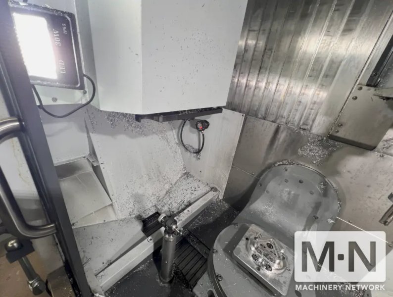 HAAS UMC-500 CNC 5-Axis Vertical Machining Center, 2023 with 20 station Pallet Pool