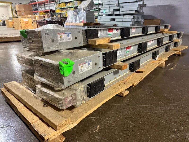 EATON 2500A POW-R-WAY III 10′ Copper Straight Length Busway 480V, 3PH, 3G NEW