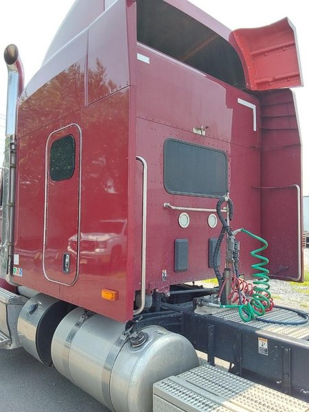 2022 Peterbilt 579 1XPBDP9X3ND763151