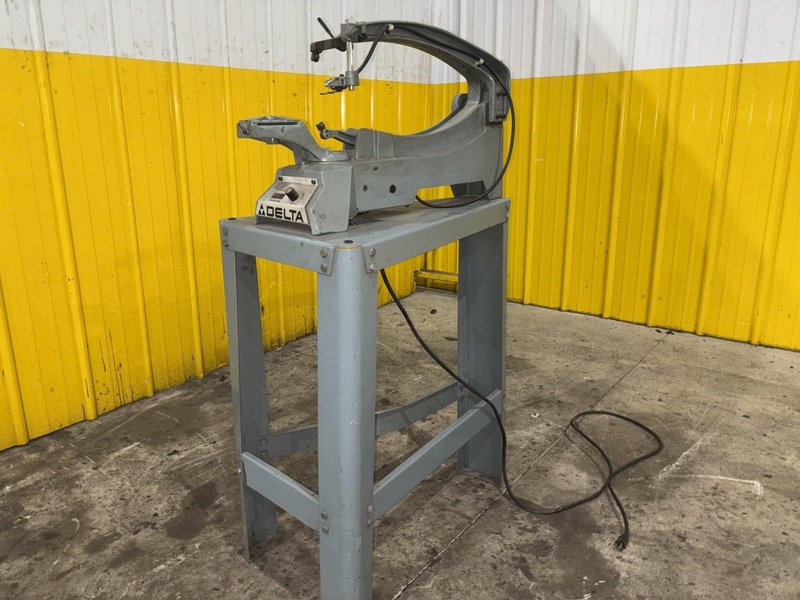 18" DELTA MODEL #40-604 SCROLL SAW: STOCK 23375