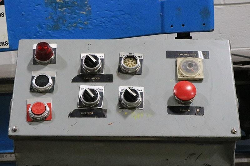 ARYMA HIGH PERFORMANCE AUTOMATIC CIRCLE SHEAR KS3-800,1979