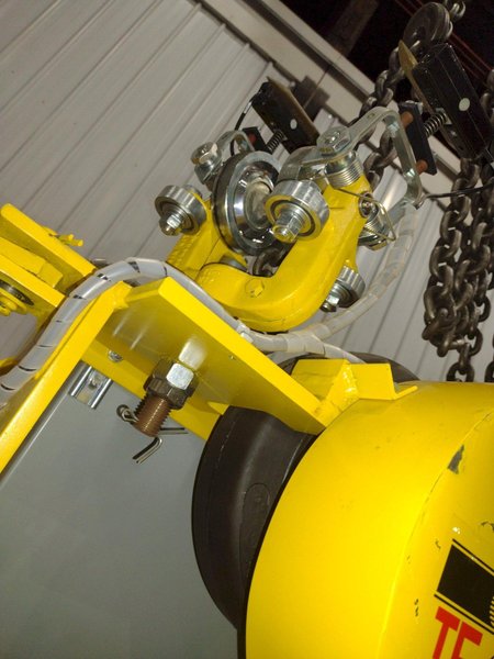 TC AMERICAN CRANE RUBBER WHEEL POWERED TRACTOR DRIVE TROLLEY &amp; HOIST CARRIER, NEW IN CRATE: YOBRO #24827