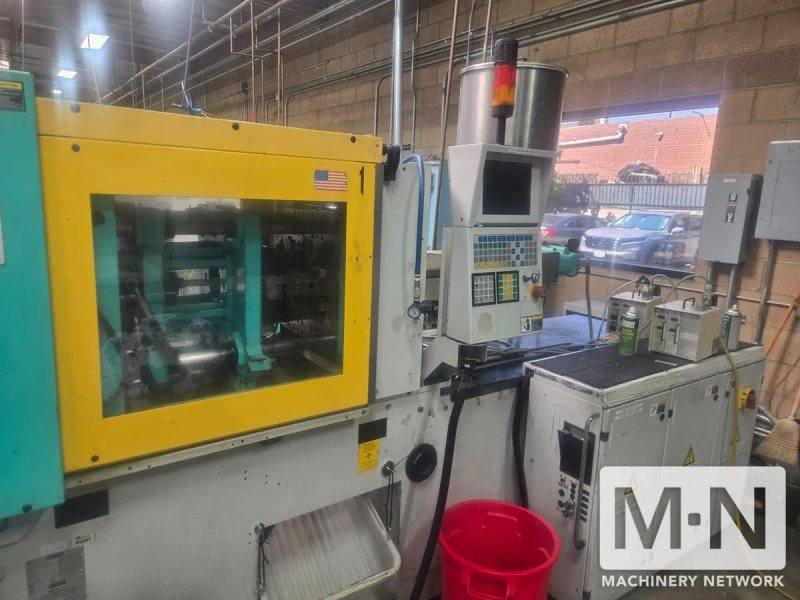 66 TON 2.1 OZ ARBURG MODEL 320C-600-100 U INJECTION MOLDING MACHINE MFG 2001