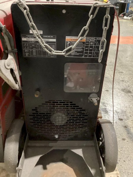 LINCOLN ELECTRIC POWER MIG 300 WELDER USED