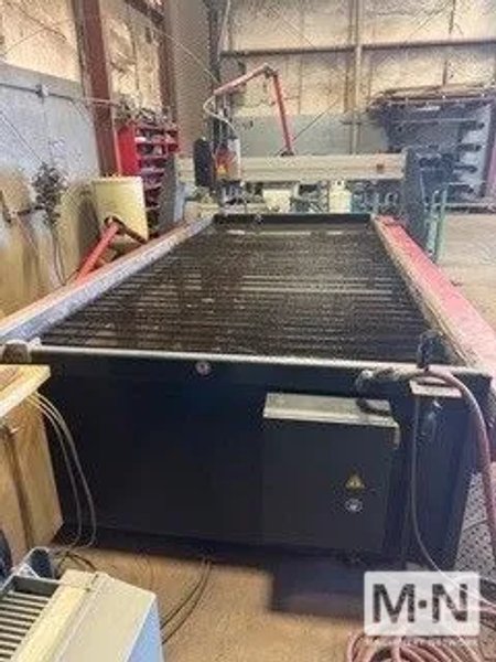 2015 OMAX MAXIEM 1530 CNC  INSTALLED JANUARY 2016 ONLY 647 HOURS