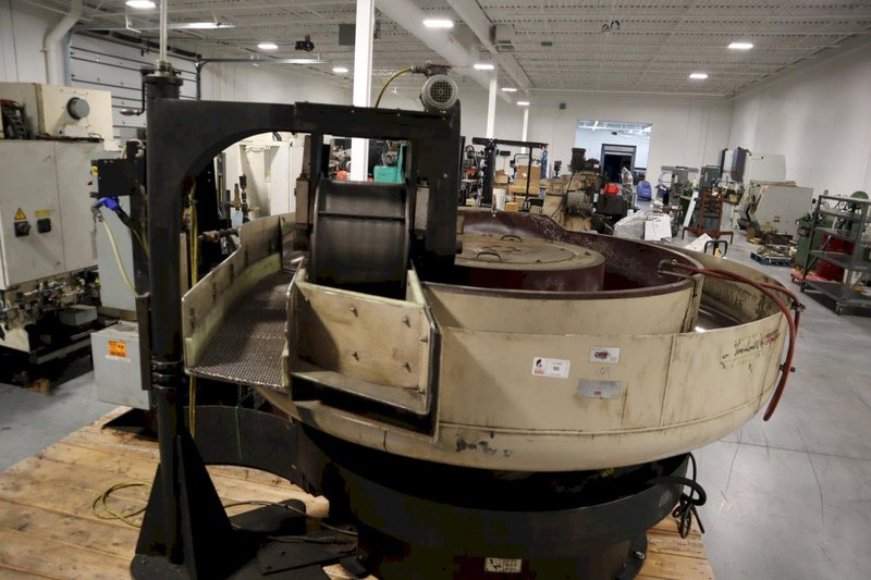 Hammond Roto-Finish HR-17 VIbratory Combo Finishing, Washing, Drying Unit, with Magnetic Parts Separation- Auction Item