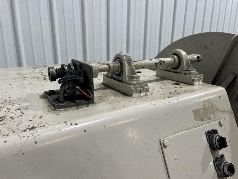 6,000 LB X 28" AMERICAN STEEL LINE MODEL #1000 MOTORIZED COIL REEL UNCOILER: STOCK # 3495