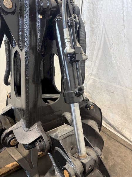 *REFURBISHED* MACK HYDRAULIC SCRAP GRAPPLE/CLAW. STOCK #0430726