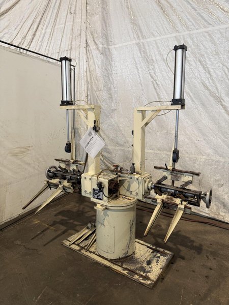 3,000 LB X 12" CWP MODEL 2.5RD DOUBLE END COIL REEL. STOCK # 1001025.