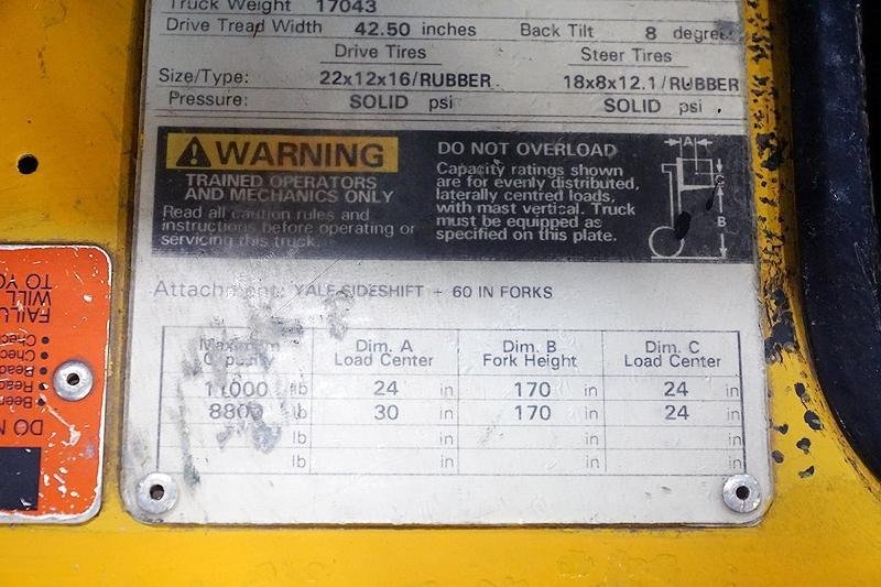 11,000 LBS YALE MODEL GLC-120 LP GAS FORKLIFT: YOBRO #24713