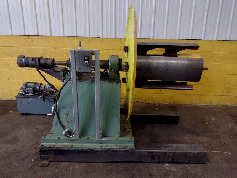 6,000 LBS 3 TON x 28" TRIAD DESIGN MOTORIZED UNCOILER COIL REEL: STOCK #17014