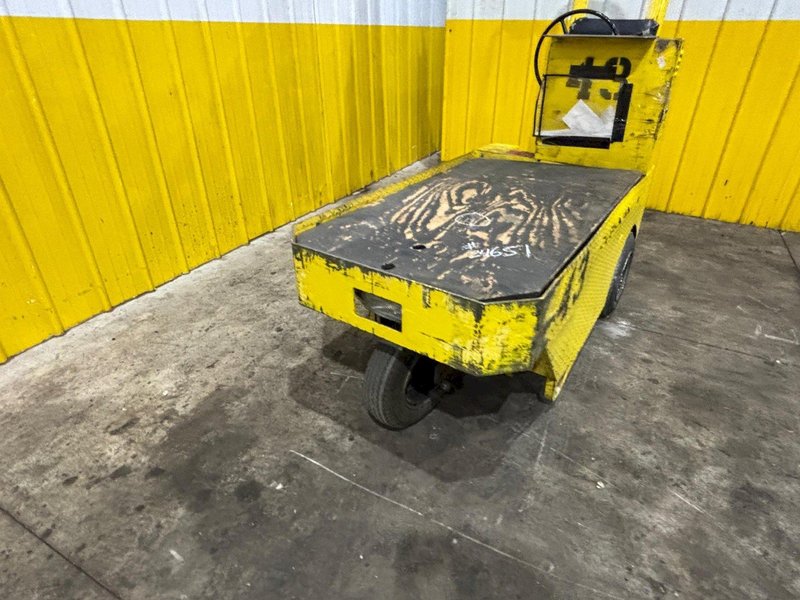 36 VOLT CUSHMAN MODEL 898361 STOCK CHASER/TUGGER CART: YOBRO #24651