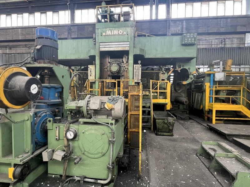 PICKLING LINE WITH REVERSING 4HI SKIN PASS MILL